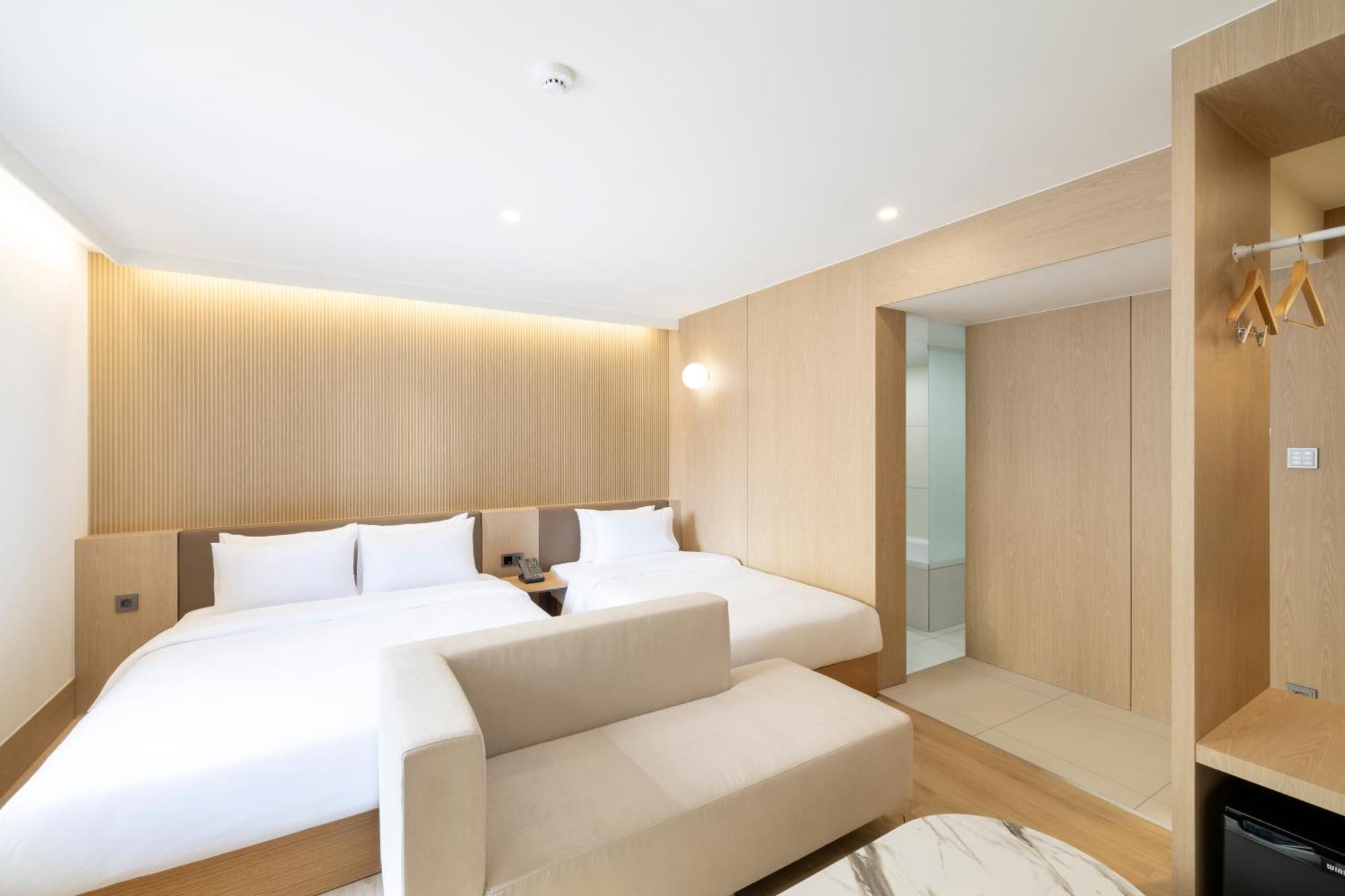 Busan H-Avenue Hotel Seomyeon Station Eksteriør billede
