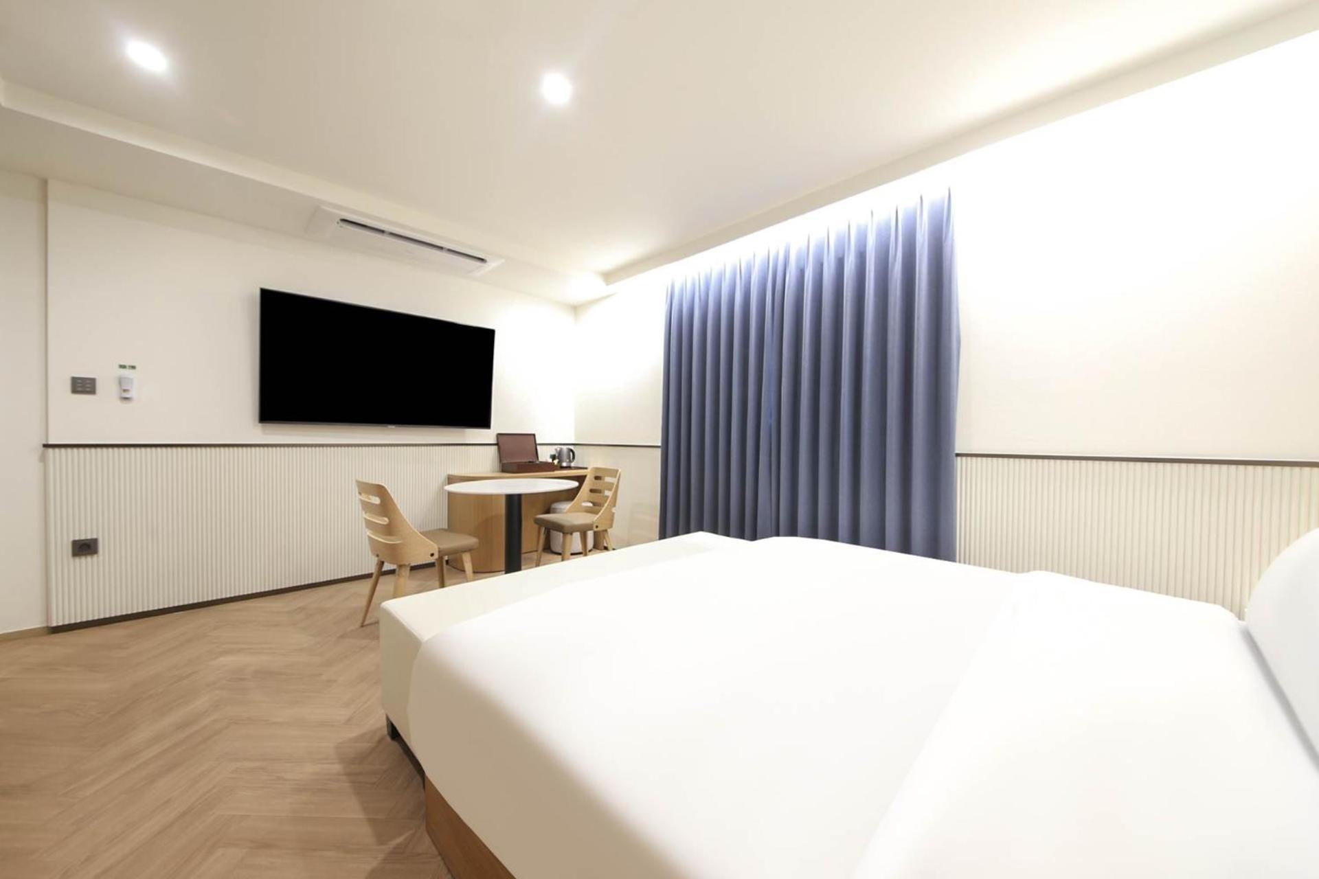 Busan H-Avenue Hotel Seomyeon Station Eksteriør billede