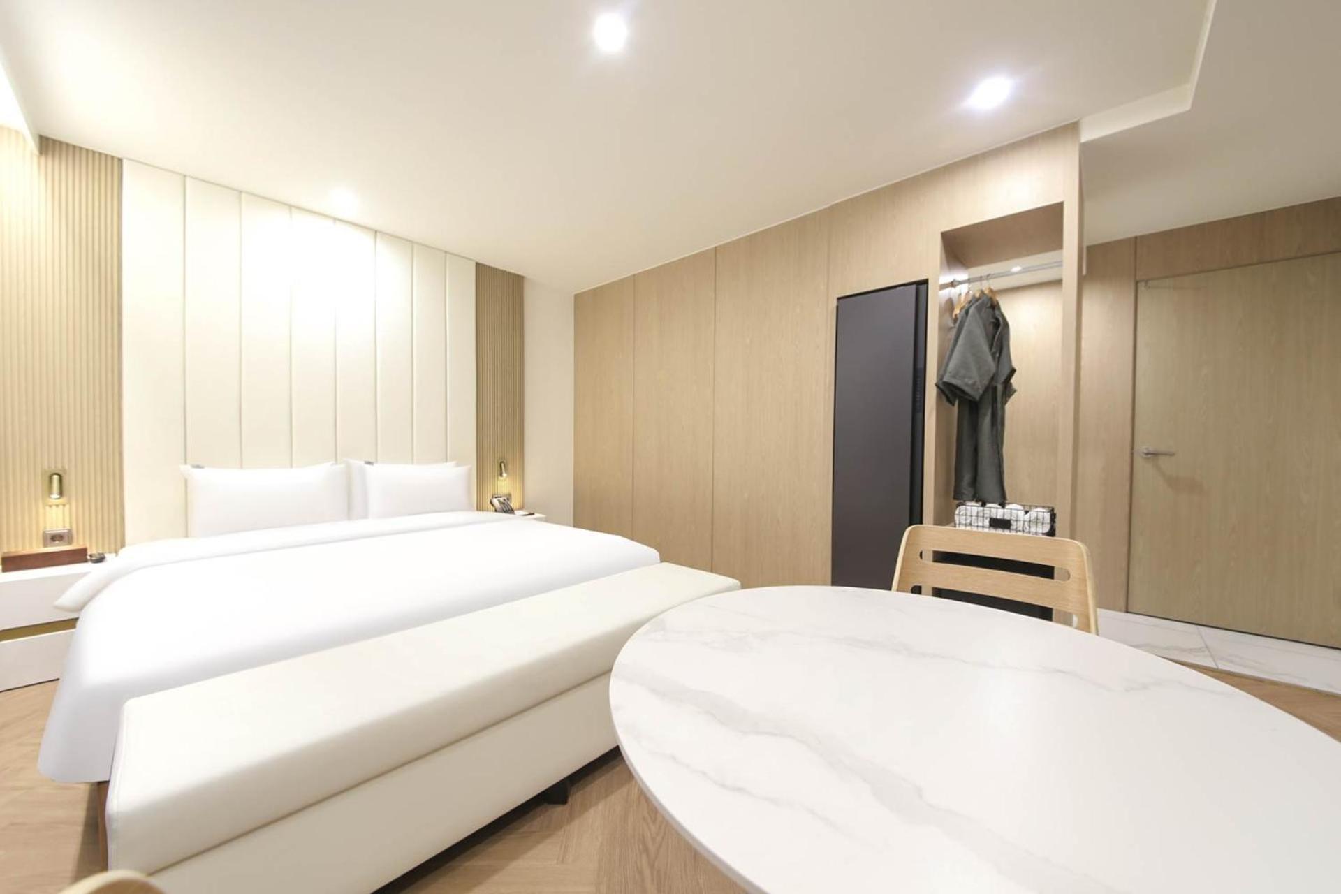 Busan H-Avenue Hotel Seomyeon Station Eksteriør billede
